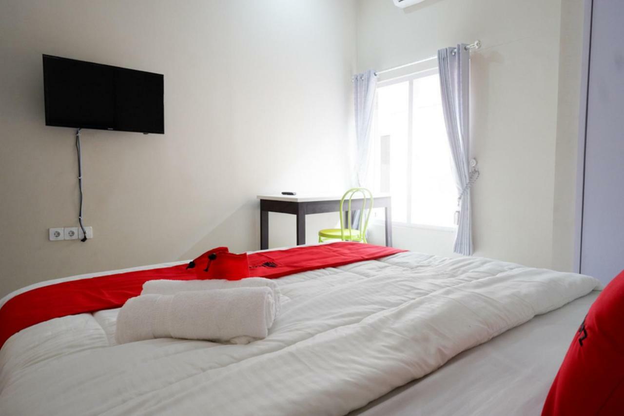 Reddoorz Syariah Near Rsud Margono Purwokerto Exterior foto